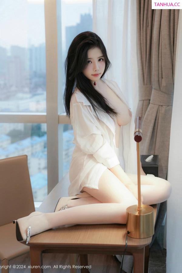 [XiuRen]高清写真图 2024.12.27 No.9667 袁圆 丝袜美臀